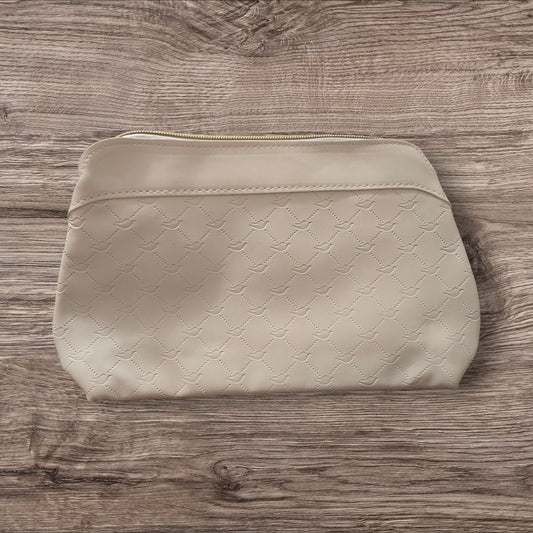 White Zippered Purse